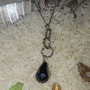 NWT *Ships today Crystal and triple hoops Necklace